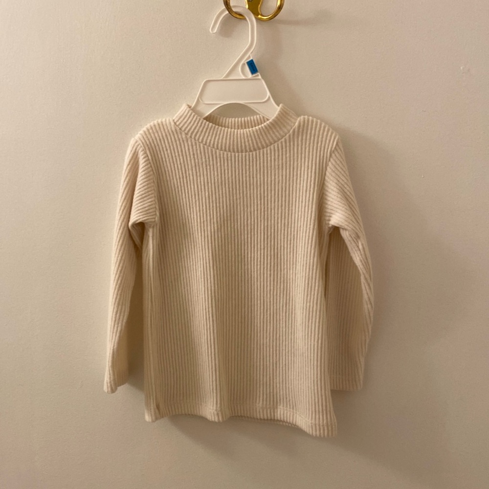 Brand new , 12-18 month old girl sweater from
Zara